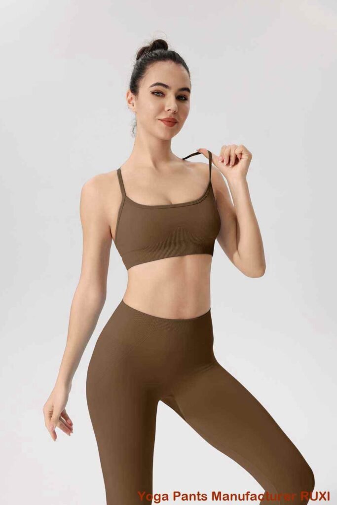 गुलाबी जिम शॉर्ट्स महिला